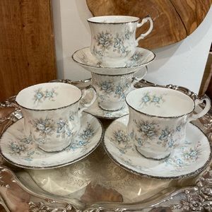 Paragon Set of 4 By Appointment To Her Majesty The Queen